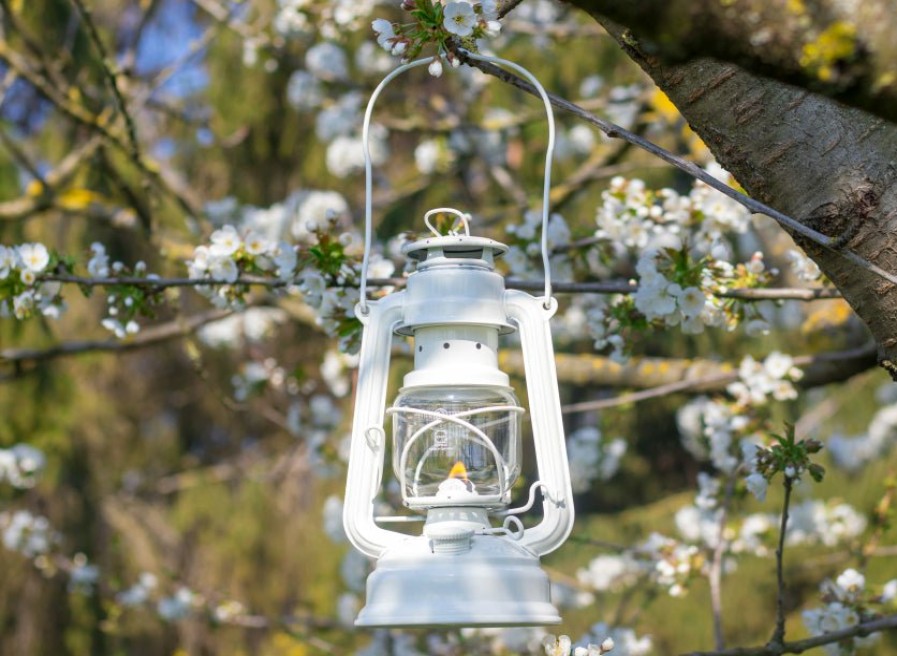 Feuerhand Feuerhand Baby Special 276 Hurricane Lantern - Pure White | Hurricane Lanterns