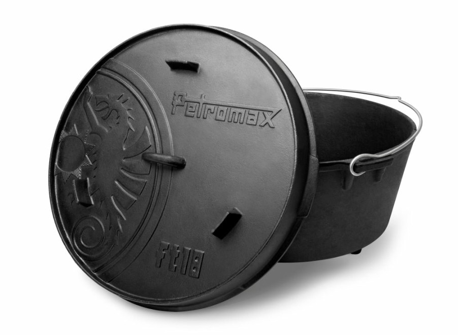 Petromax Petromax 16.1L Cast Iron Dutch Oven With Legs | Dutch Ovens & Pans