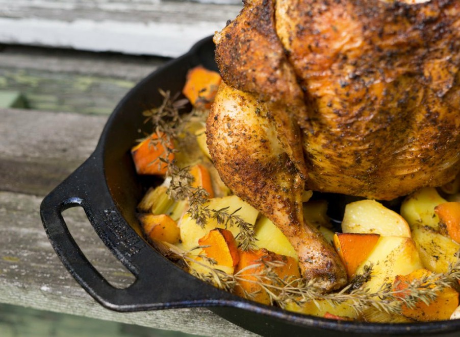 Petromax Petromax Cast Iron Poultry Roaster | Dutch Ovens & Pans