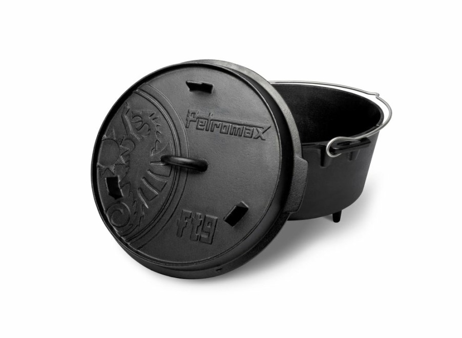 Petromax Petromax 7.5L Cast Iron Dutch Oven With Legs | Dutch Ovens & Pans