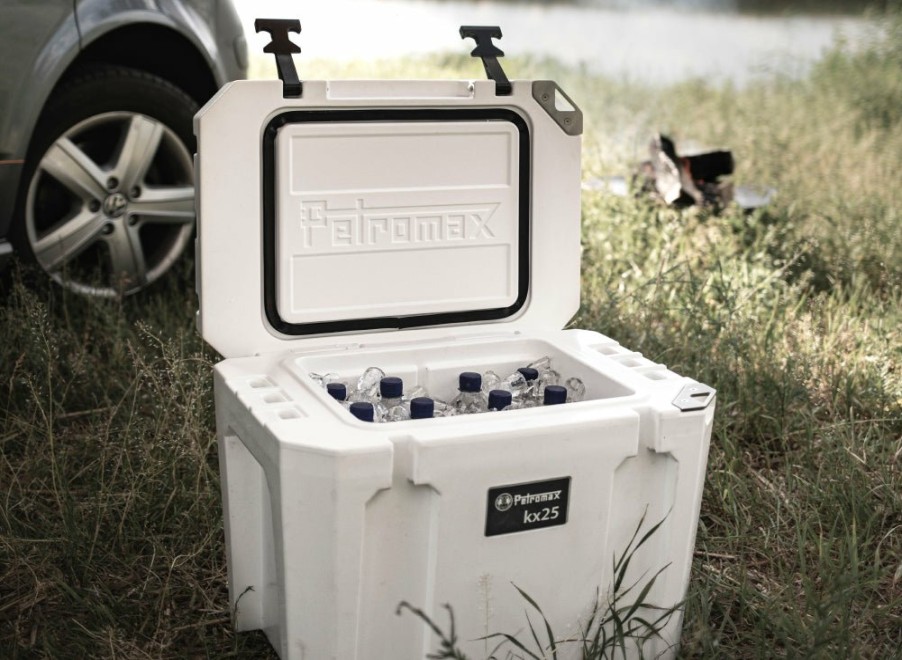 Petromax Petromax 25L Cool Box - Alpine White | Cool Boxes